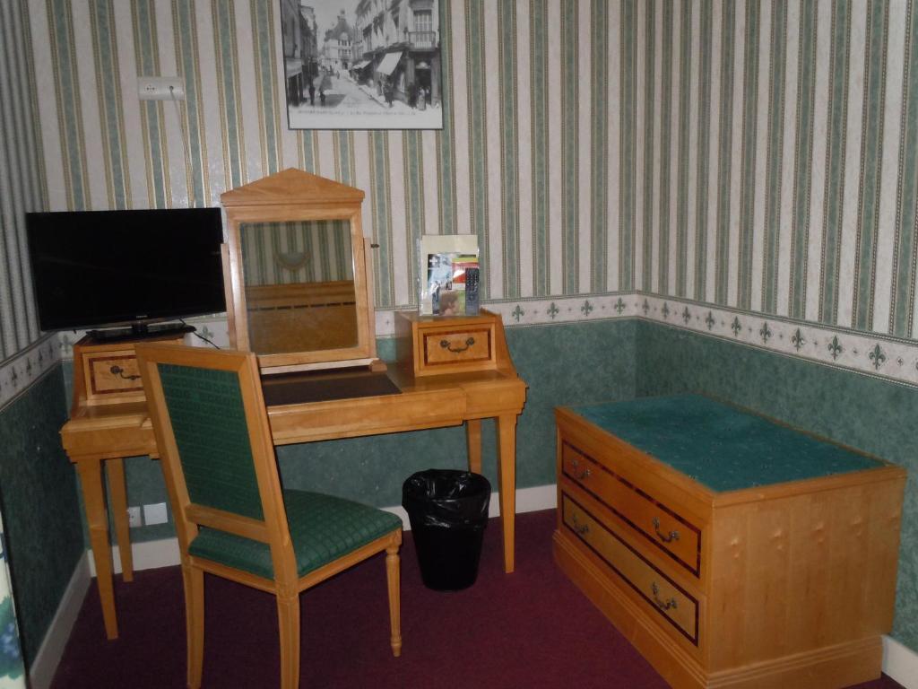La Croix Blanche Hotel Montrichard Bilik gambar